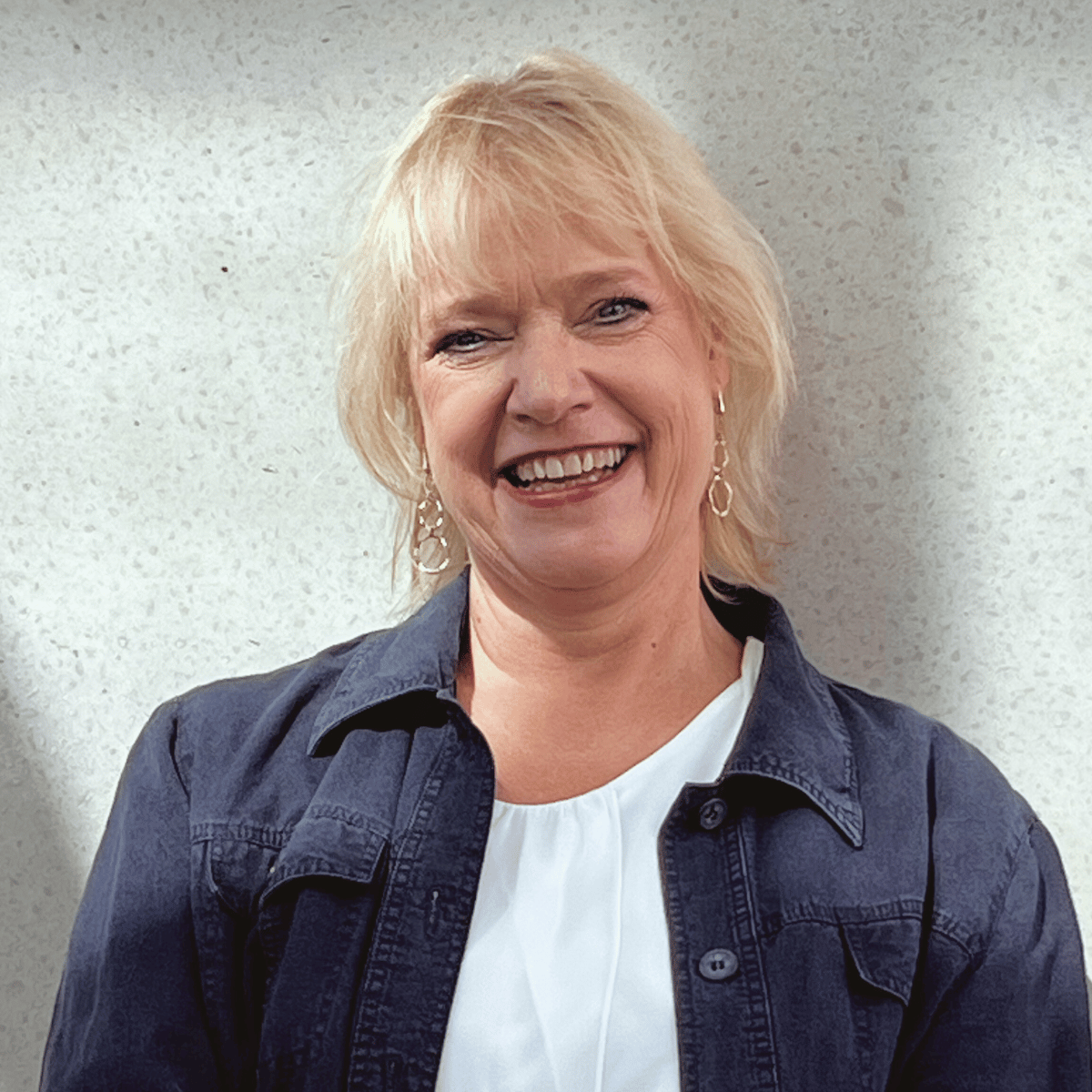 Ing. Mag. Dr. Marion M. Lercher, Expertin für Customer Care – Mimikanalyse und (non)verbale Kommunikation Mimikresonanz®-Trainerin – emTrace® Emotions-Coach Coach für Mesource® – emotionale Resilienz Systemischer- und Wirtschaftscoach